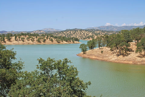 Don Pedro Lake, California