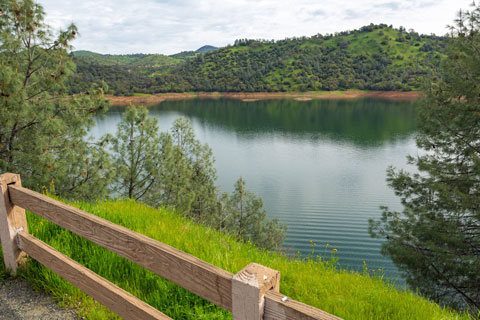 Don Pedro Lake, Tuolumne County, California